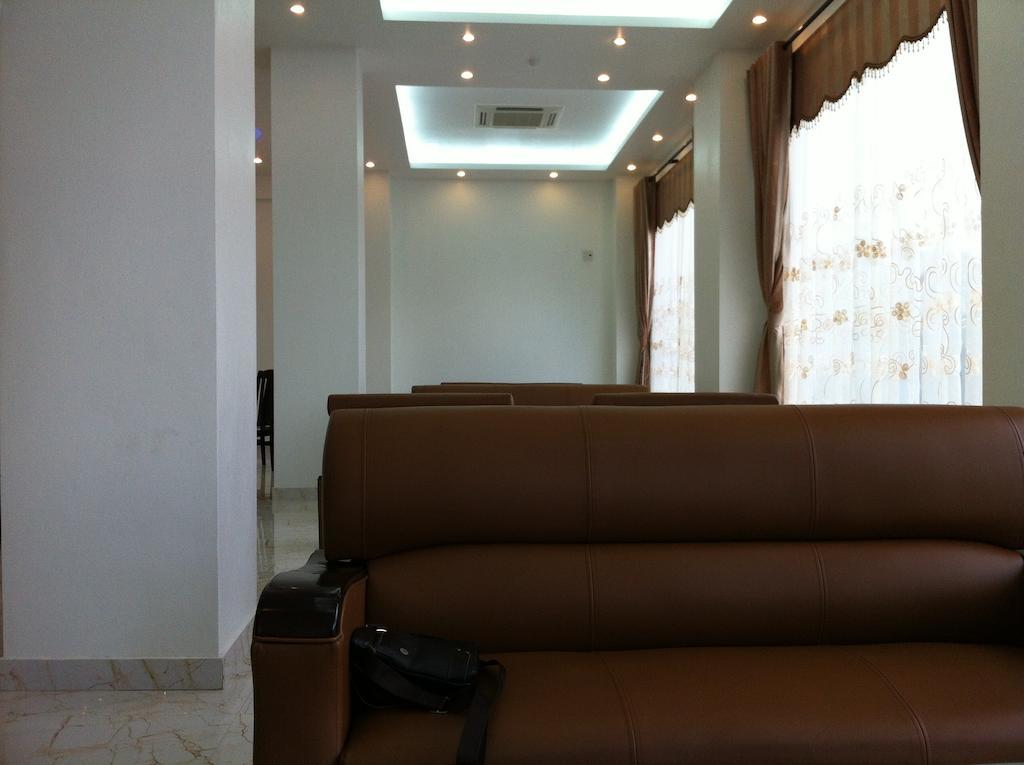 Royal Anan Hotel Ninh Binh Buitenkant foto