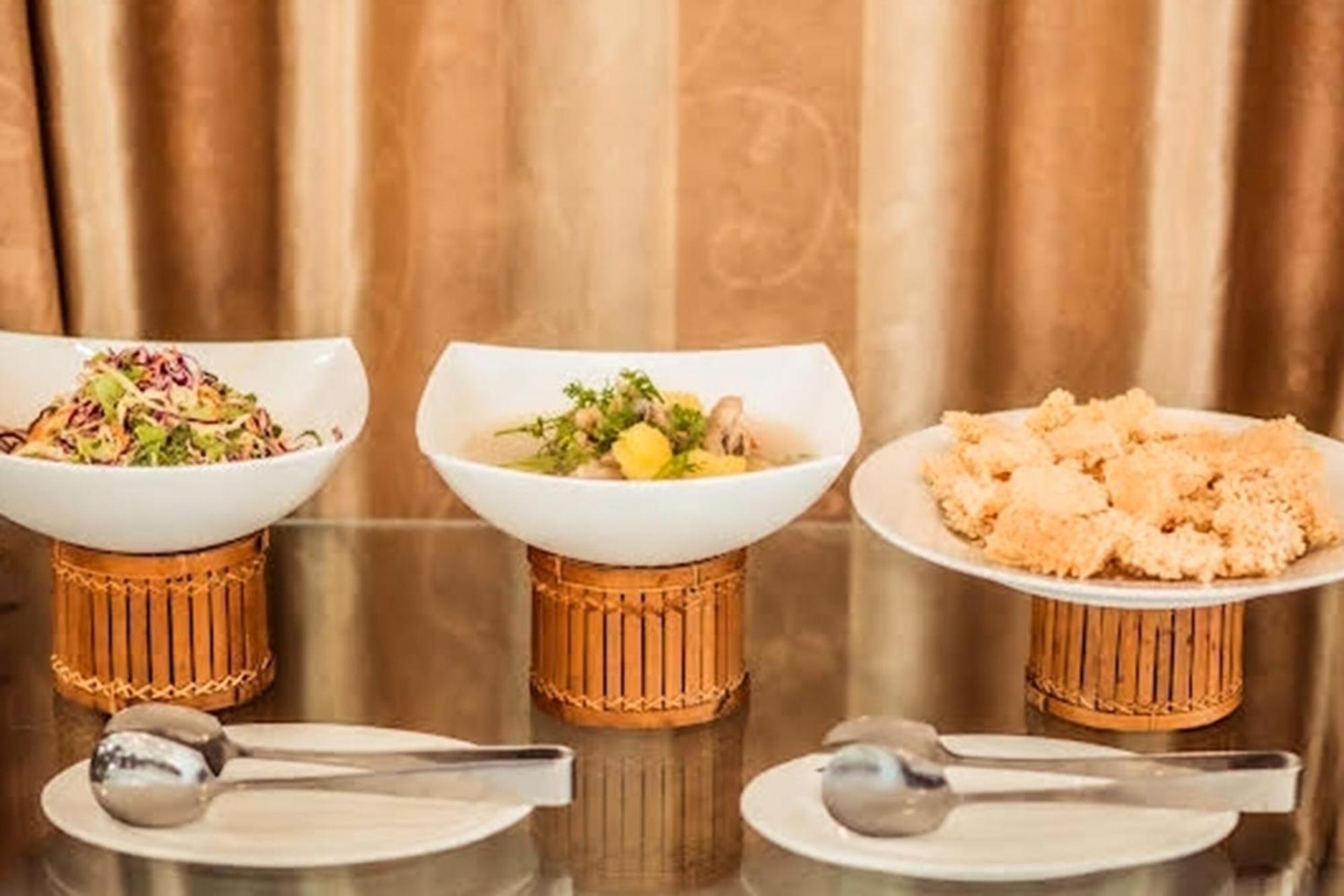 Royal Anan Hotel Ninh Binh Buitenkant foto